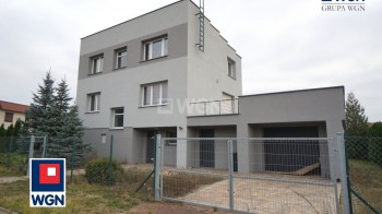 Dom wolnostojący na sprzedaż Konin