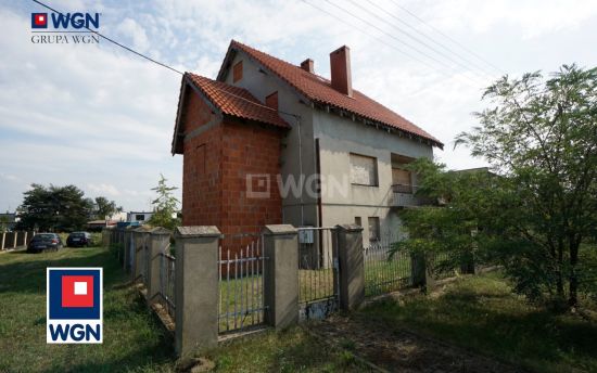Dom wolnostojący na sprzedaż Konin